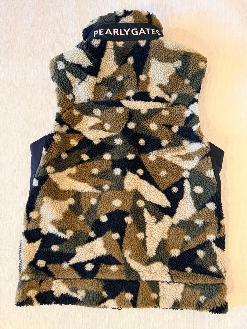 PEARLY GATES 迷彩フリース　ボアベスト サイズ5