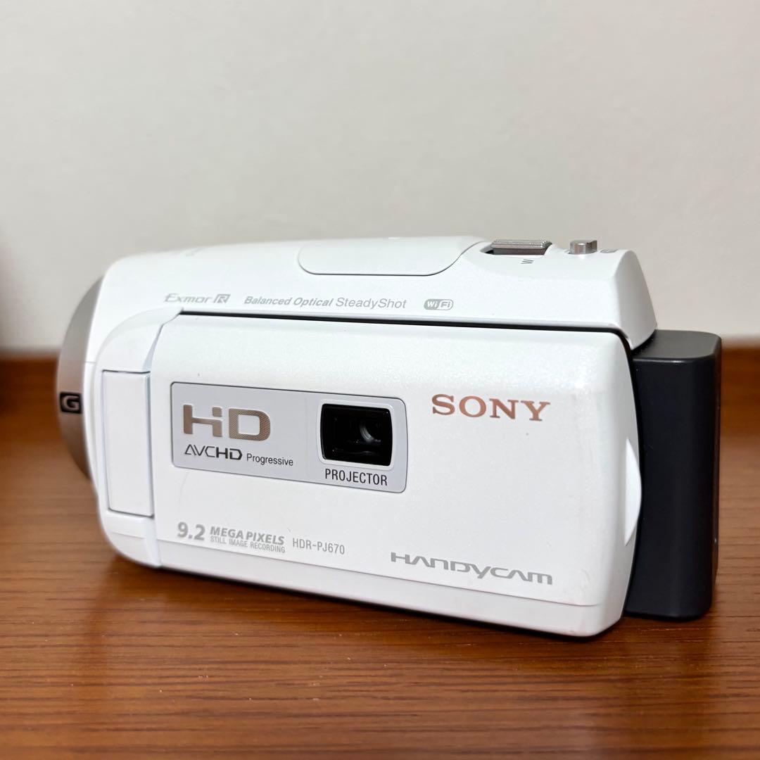 SONY HDR-PJ670 ハンディカム 本体＋ケーブル