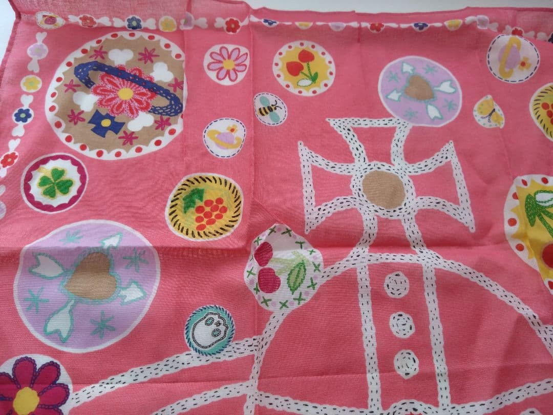 【未使用品】Vivienne Westwood 刺繍ハンカチ