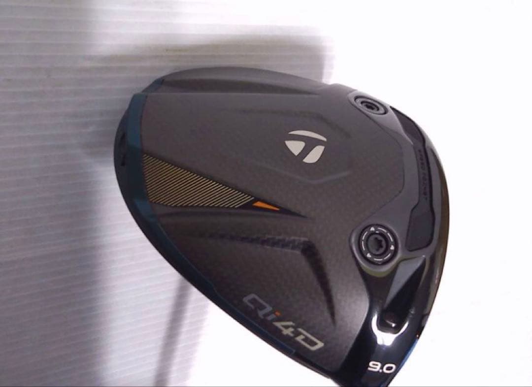 Qi4D 9.0 ドライバー REAXシャフト MR50S
