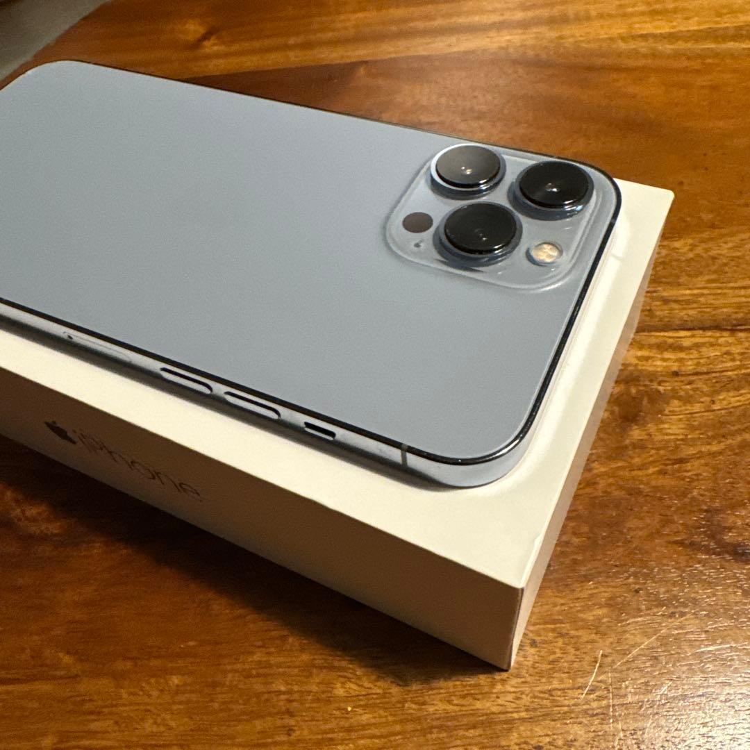 iPhone 13 pro MAX 1TB シエラブルー 国内版(17 pro)