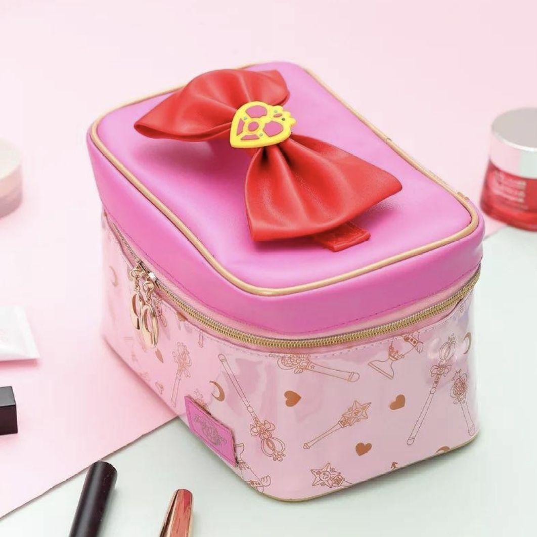 未使用　セーラームーン　メイクポーチ　セット