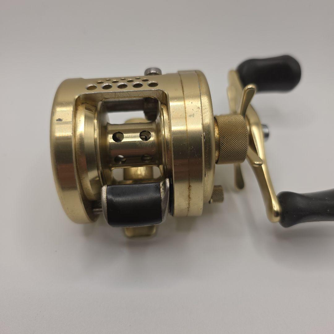 T64 シマノ 00カルカッタコンクエスト200