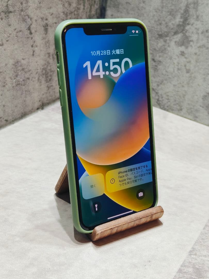 iPhone X 64GB SIMフリー スマホ