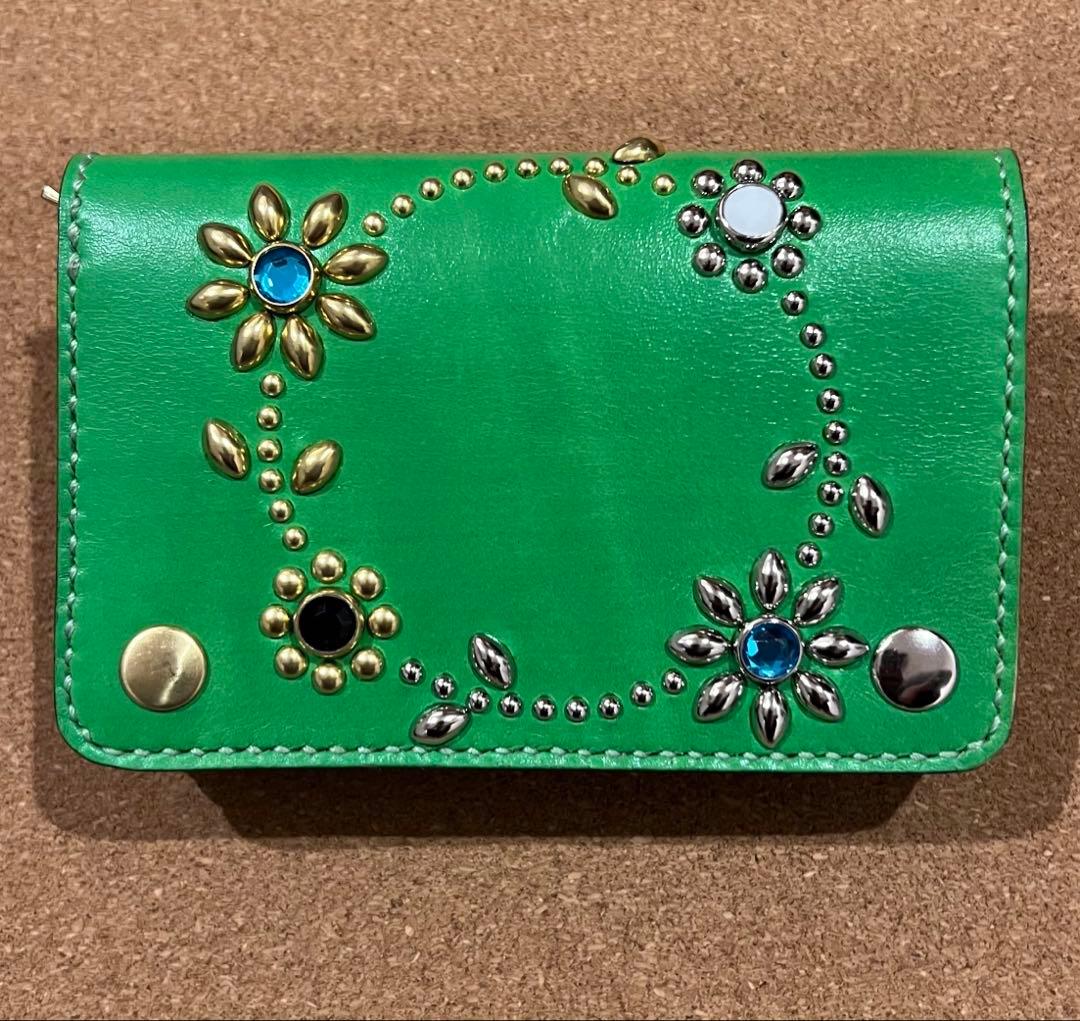 ミドルトラッカーウォレット 黄緑✖️黒 NEWスタッズデザイン