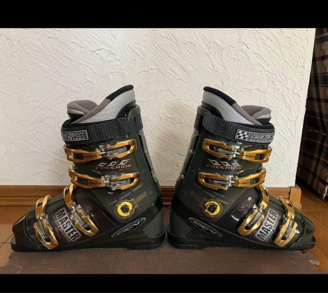 GEN FACTORY ゲンファクトリー スキーブーツ 27.5cm　足幅広め