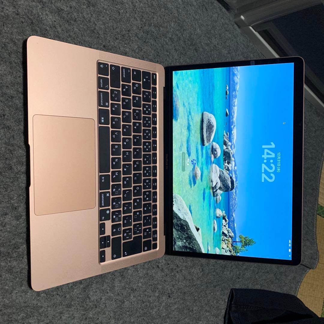 4*！様 Apple MacBook M1