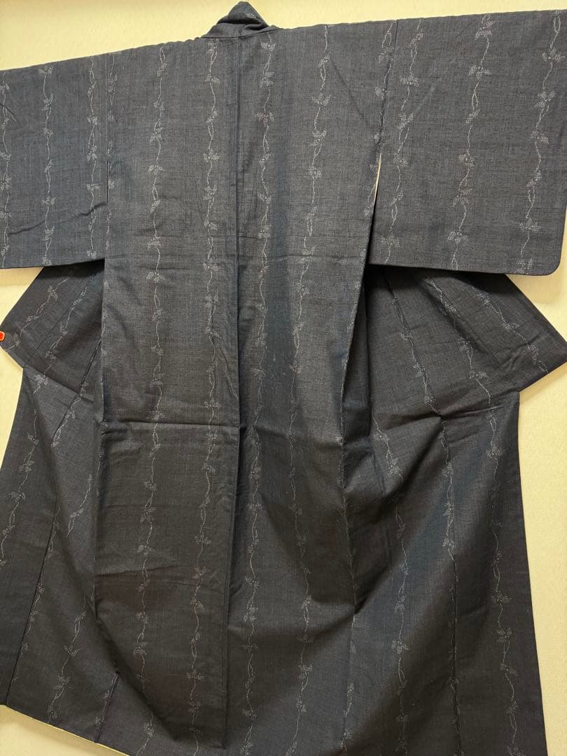 【極上美品】重要無形文化財 本場結城紬「結」地機 藍結城「本愛染 極上100亀甲