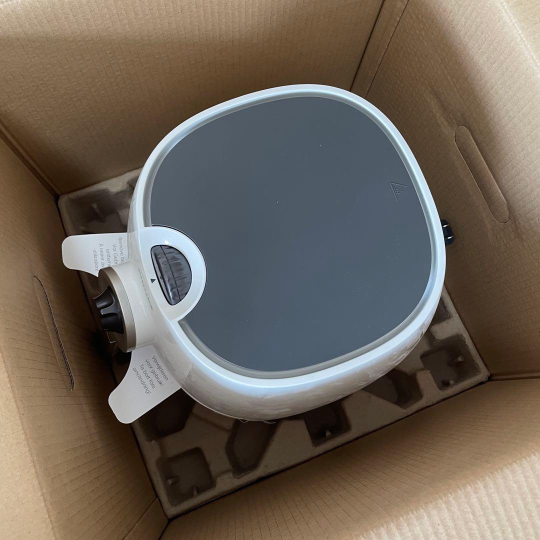 ⭐︎　新品　⭐︎ PHILIPS フィリップス　ノンフライヤー　調理器具　ホワイト