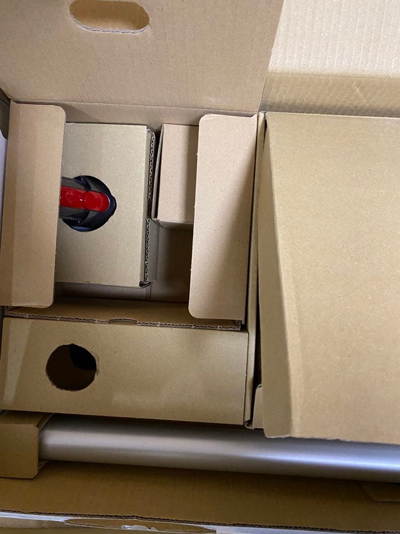 ほぼ未使用　ダイソンv15 sv22 ABLn