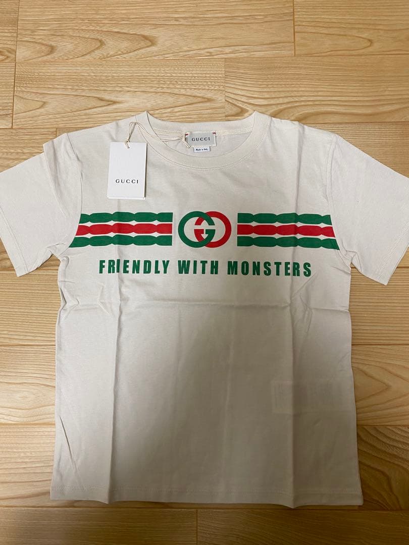 新品未使用★ GUCCI Tシャツ サイズ8Y 130cm