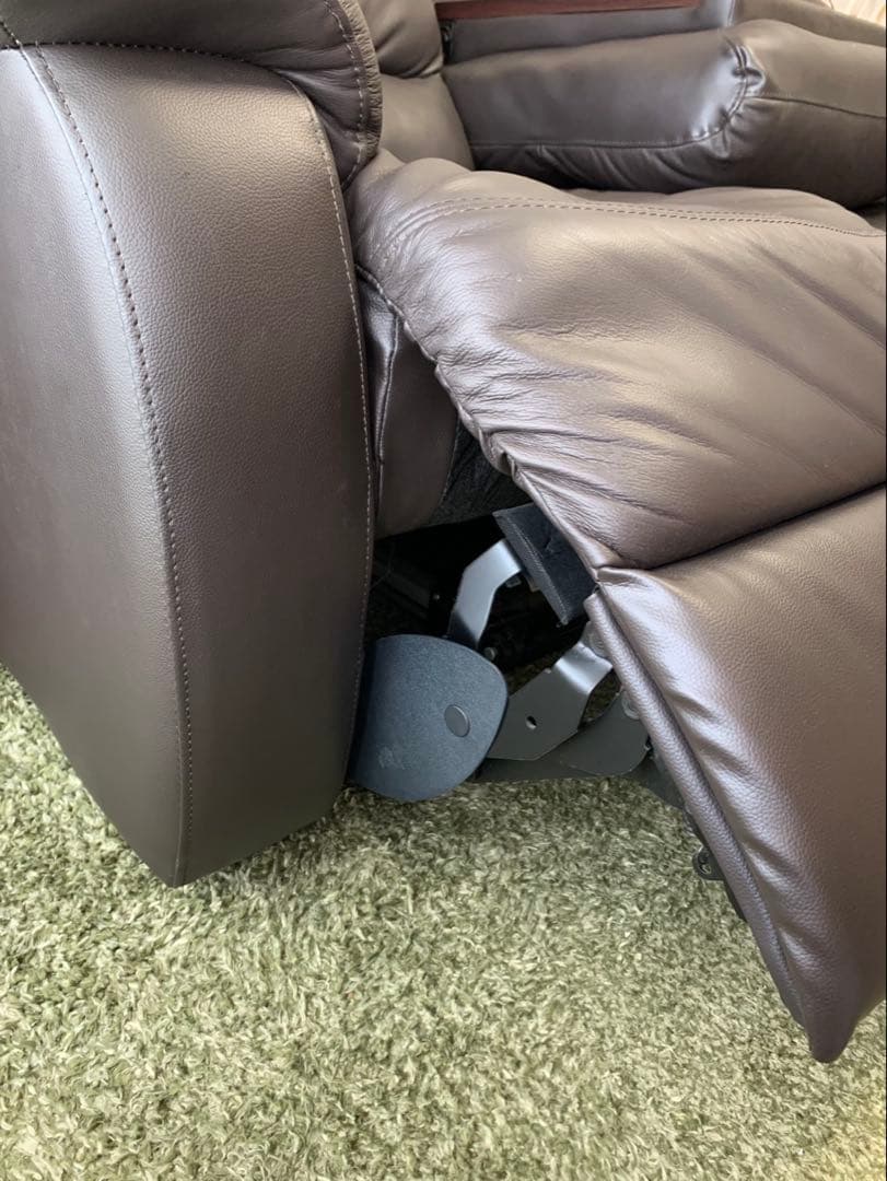 ニトリ 3人用 電動テーブル付 リクライニングソファ Nビリーバ 2革 DBR