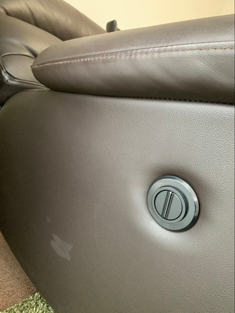 ニトリ 3人用 電動テーブル付 リクライニングソファ Nビリーバ 2革 DBR