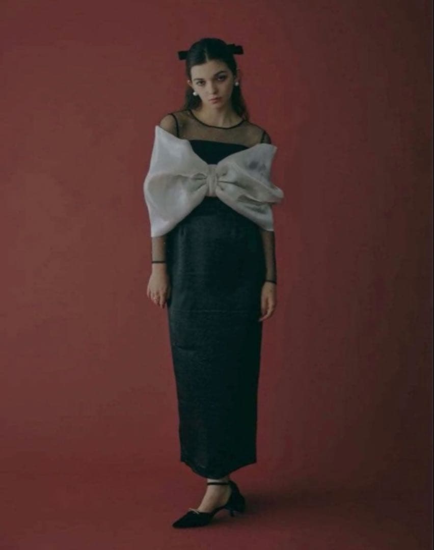 エクミール　ドレス　ベージュ