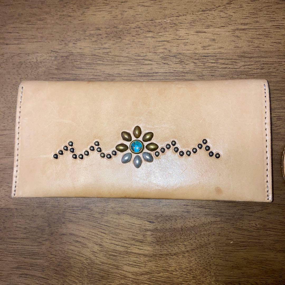 BB15☆HTCスタッズ財布