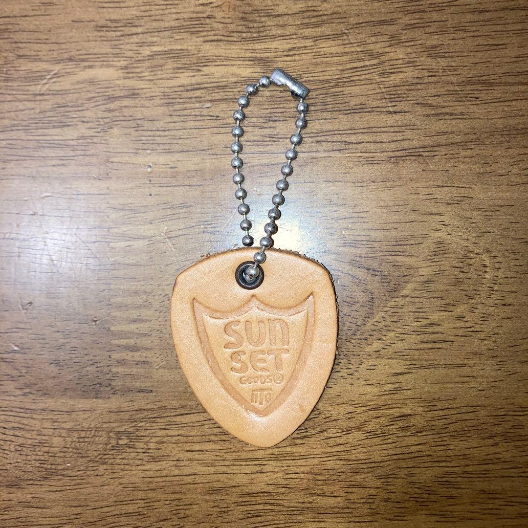 BB15☆HTCスタッズ財布