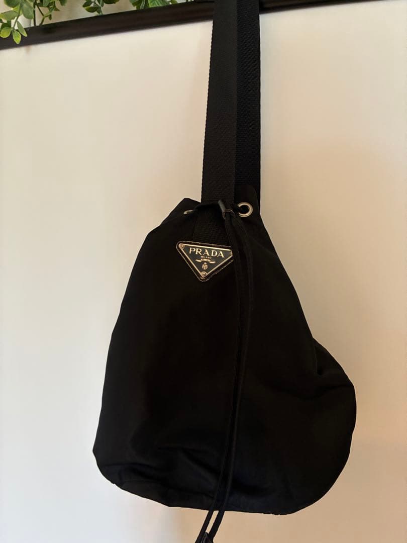 美品 PRADA プラダ ショルダーバッグ テスートナイロン 黒 三角ロゴ