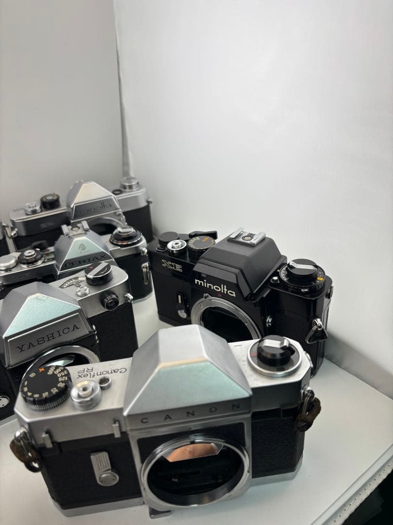 フィルムカメラとデジタル一眼レフセット