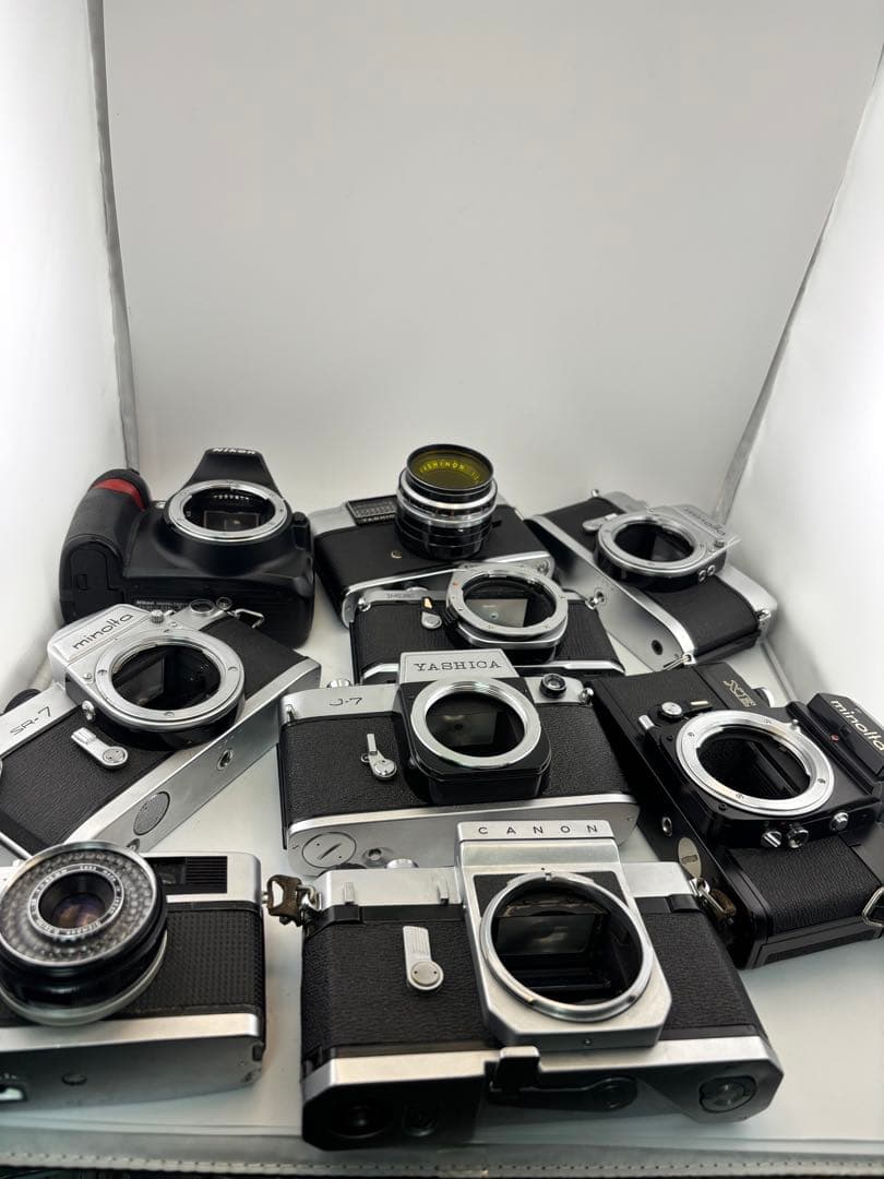 フィルムカメラとデジタル一眼レフセット