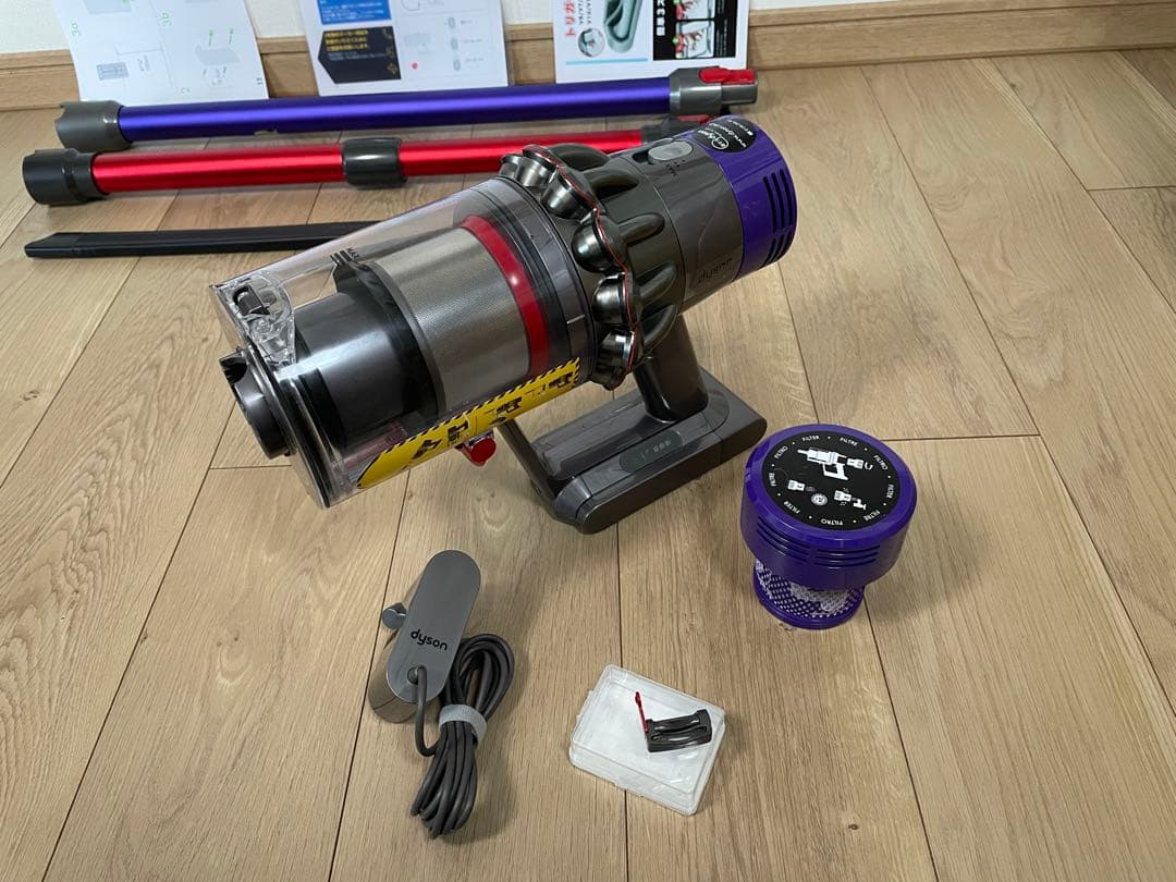 ダイソン⑫V10SV12新品２パイプ ２ヘッド付　　　新品柔軟ロング隙間ノズル