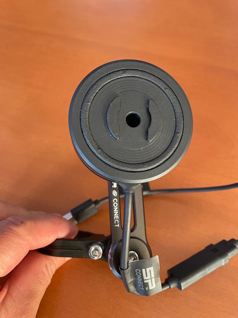 SPコネクト　SPC➕対応　アンチバイブレーション充電ユニット　モトマウント付