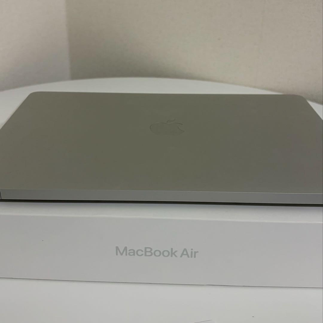 MacBook Air M1 13インチ 8GB 256GB