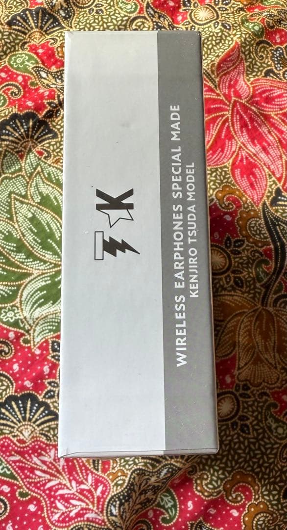 TRUE WIRELESS STEREO EARPHONES 『津田健次郎』