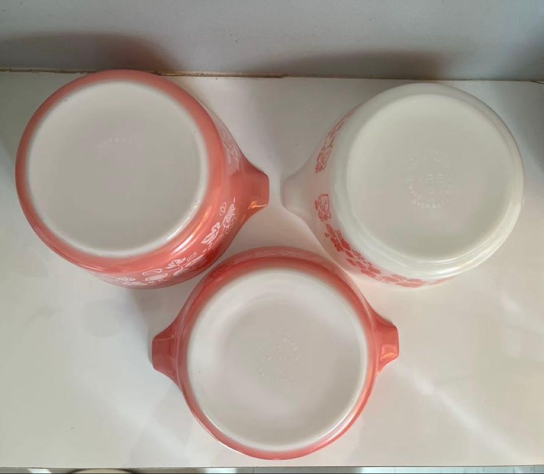 PYREX パイレックス　グースベリー　キャセロール3点　ピンク　耐熱ガラス