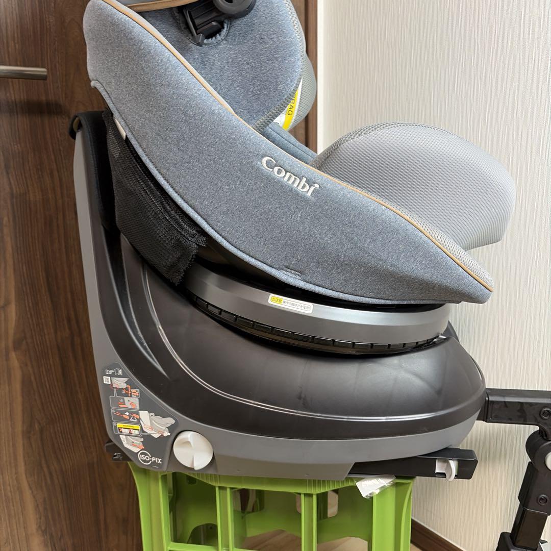 【限定モデル】　コンビ　クルムーヴ　スマート　ISOFIX シンプライト