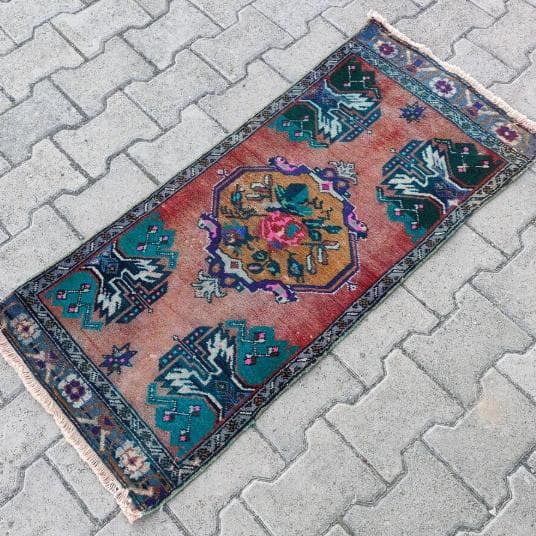 トルコ ヴィンテージラグ A72 人気柄 レア ピンク グリーン パープル