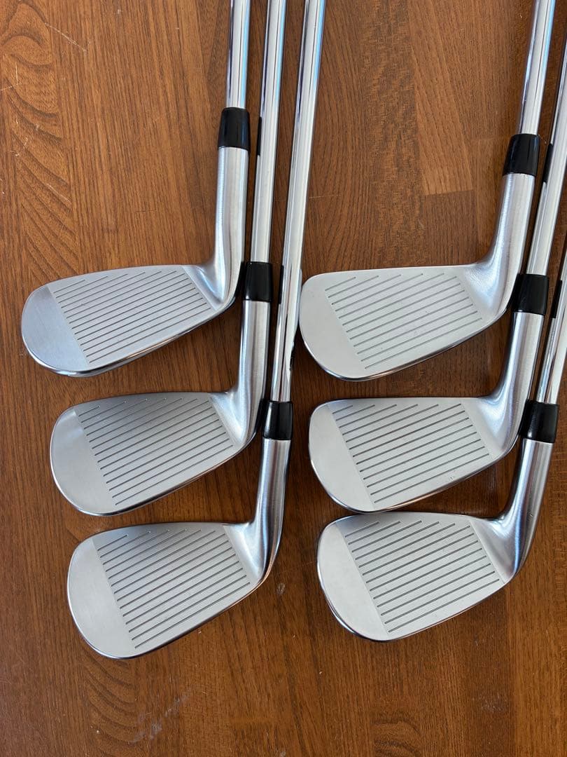 タイトリストT200アイアン　6-9 P 48