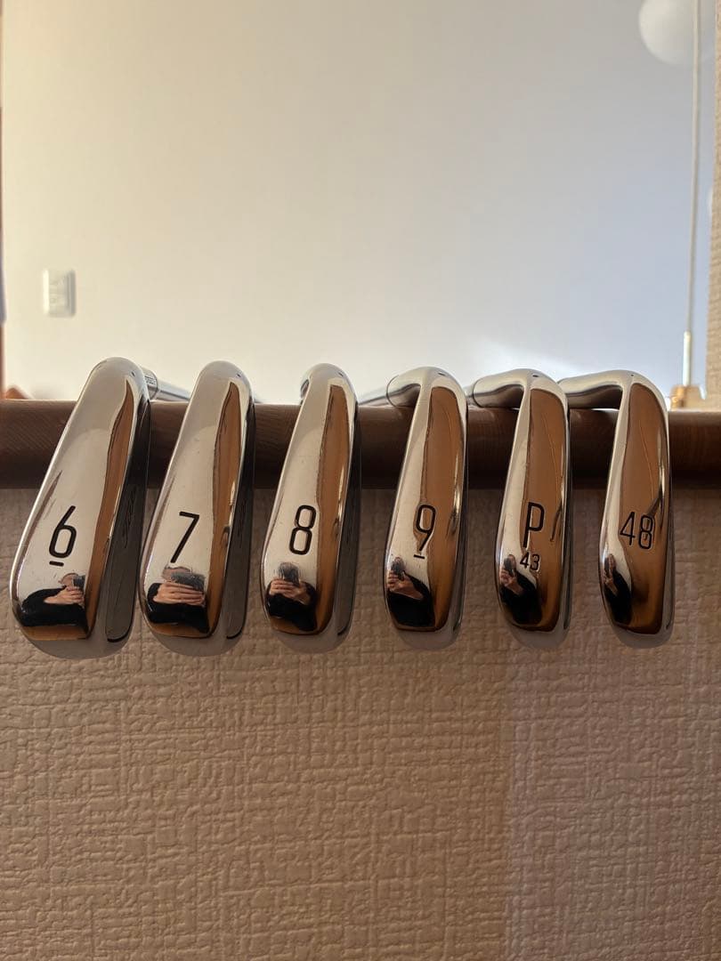 タイトリストT200アイアン　6-9 P 48