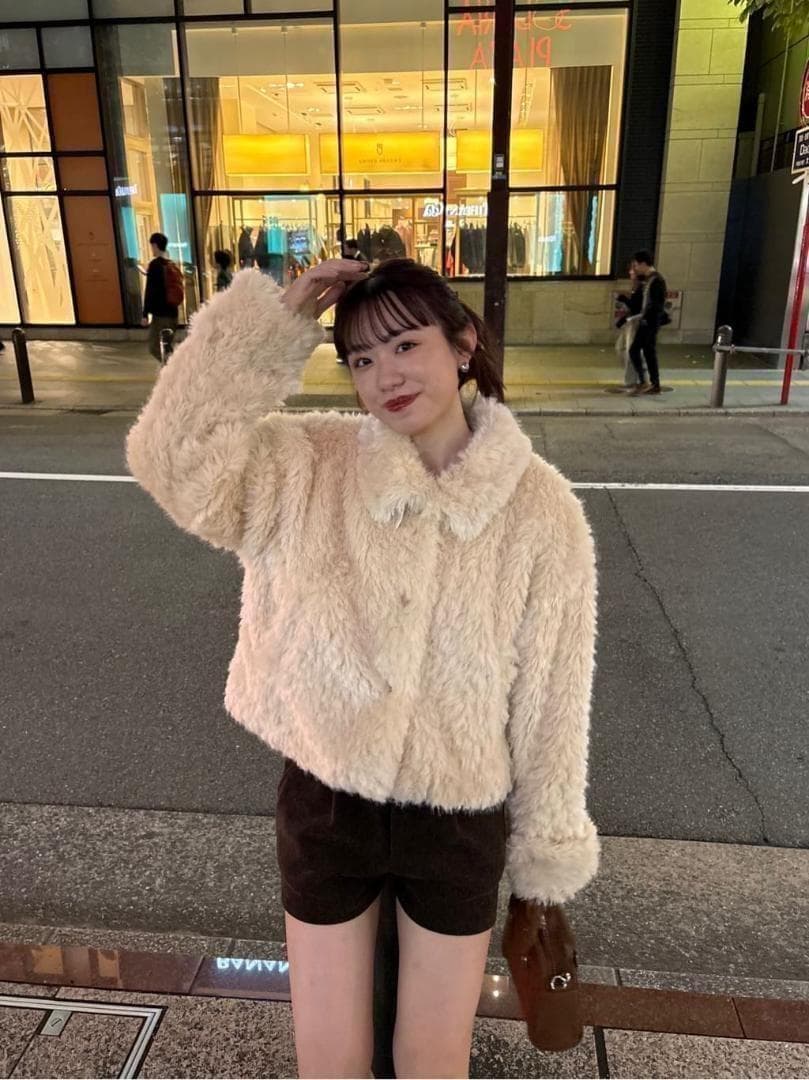 即日発送 入手困難 新品 Kastane カールミドルファーコート アイボリー