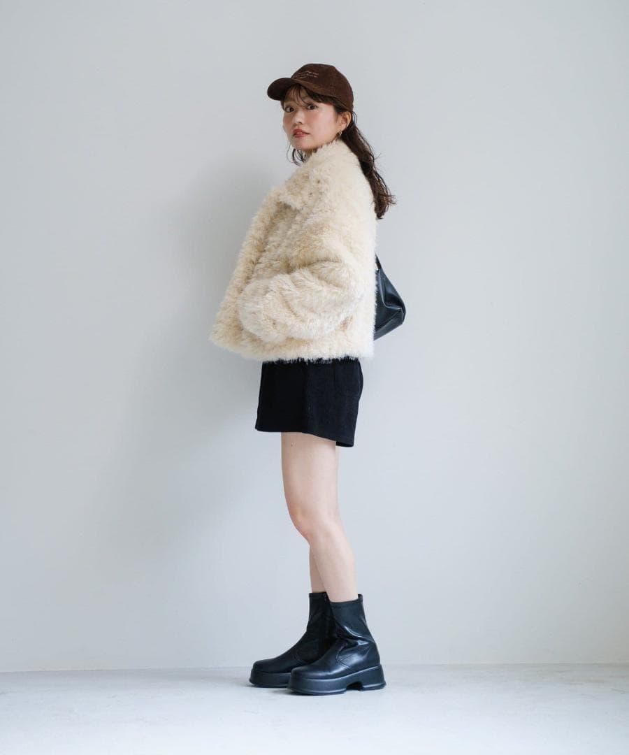 即日発送 入手困難 新品 Kastane カールミドルファーコート アイボリー