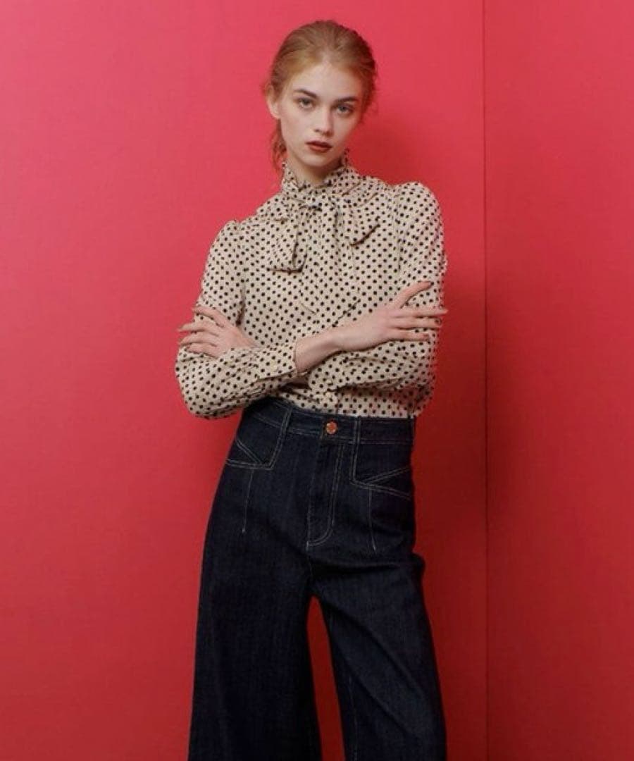 アルアバイル　ルルウィルビー デシンドットフリルボウタイブラウス