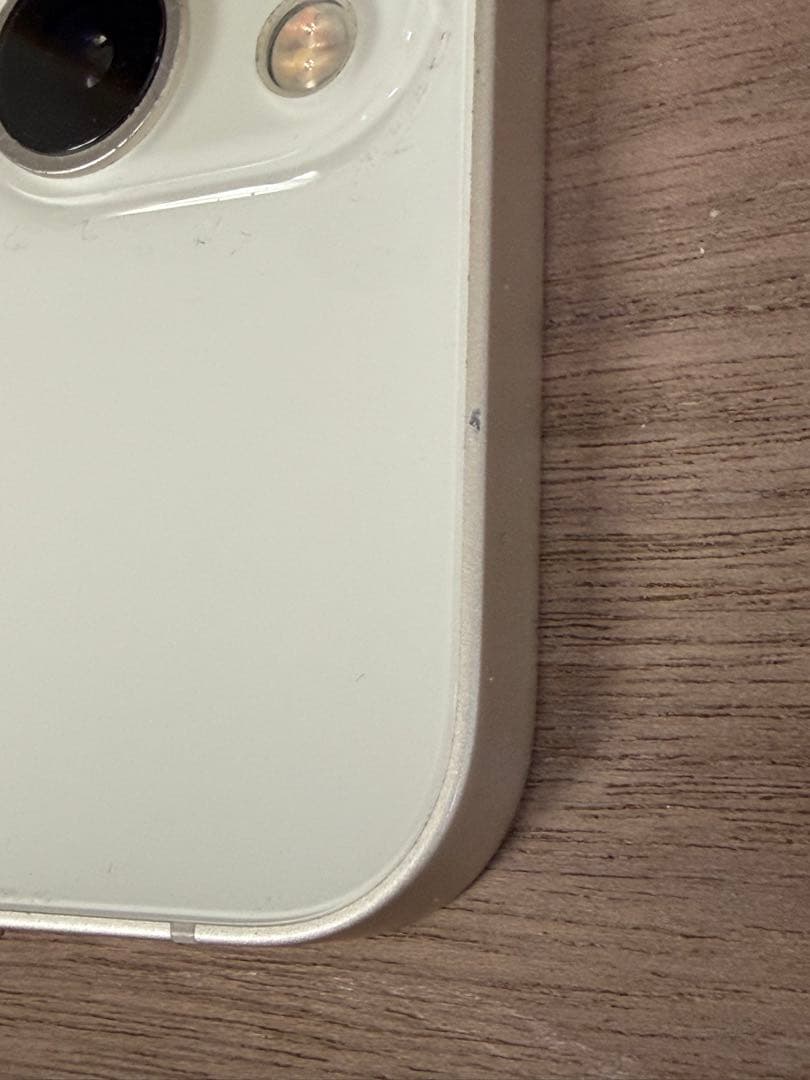 Apple iPhone 13 ホワイト 本体と充電ケーブル