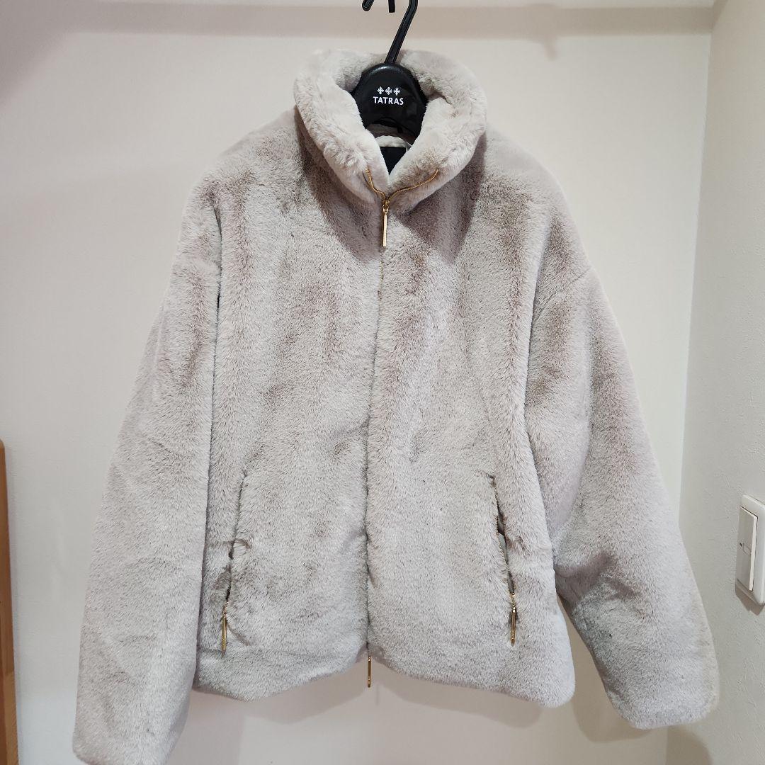 TATRAS ファーコート　ライトグレー02 新品未使用　タグなし