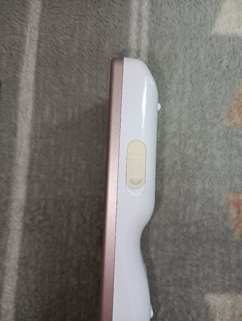 伊藤超短波 ツインビートR 美顔器 EMS機能付き