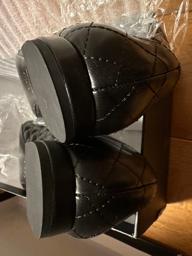 新品、未使用CHANEL ブラック フラットシューズ 39