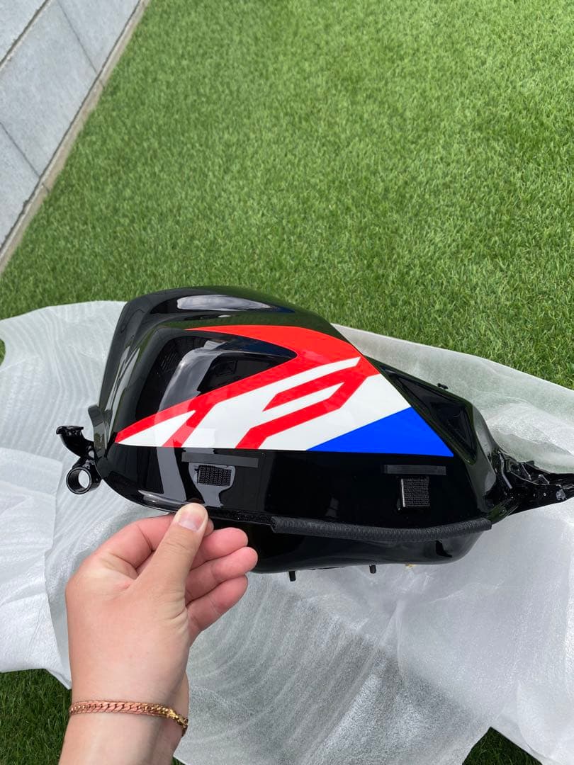 crf250 ラリー　タンク　新品　未使用