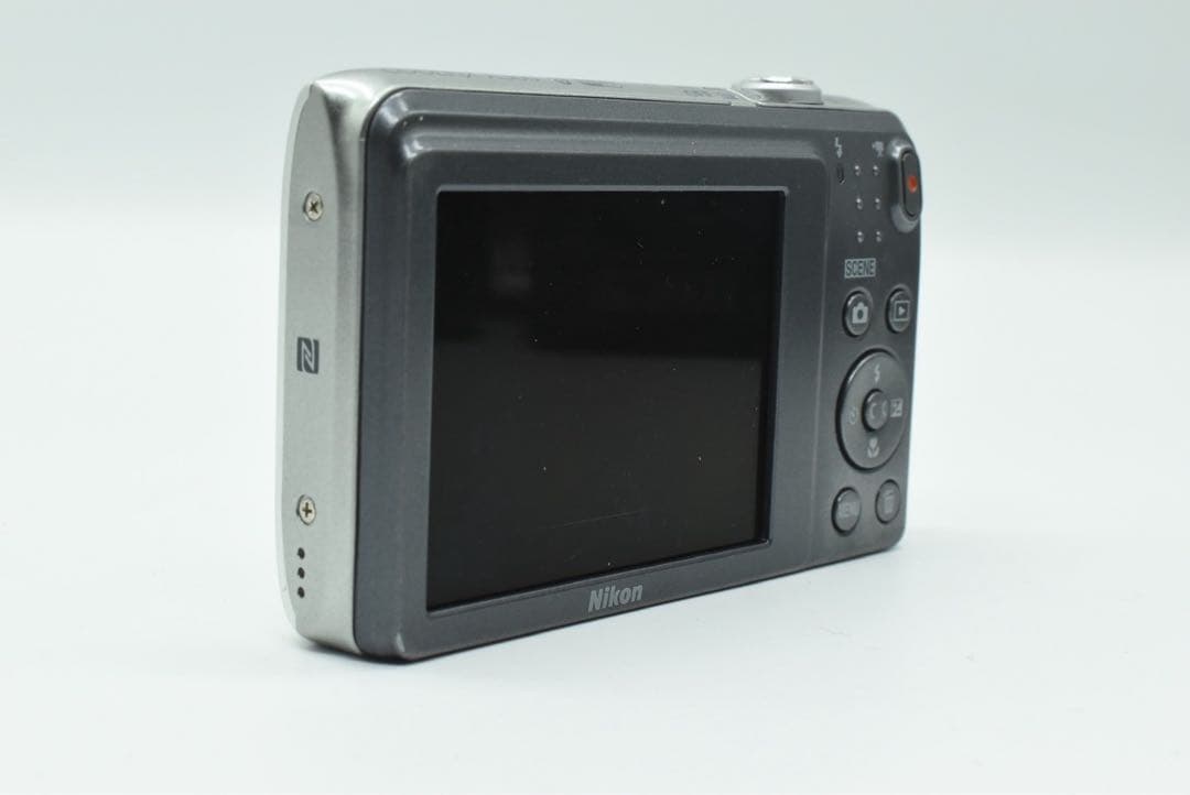 ニコン Nikon クールピクス　A300 コンパクトデジタルカメラ