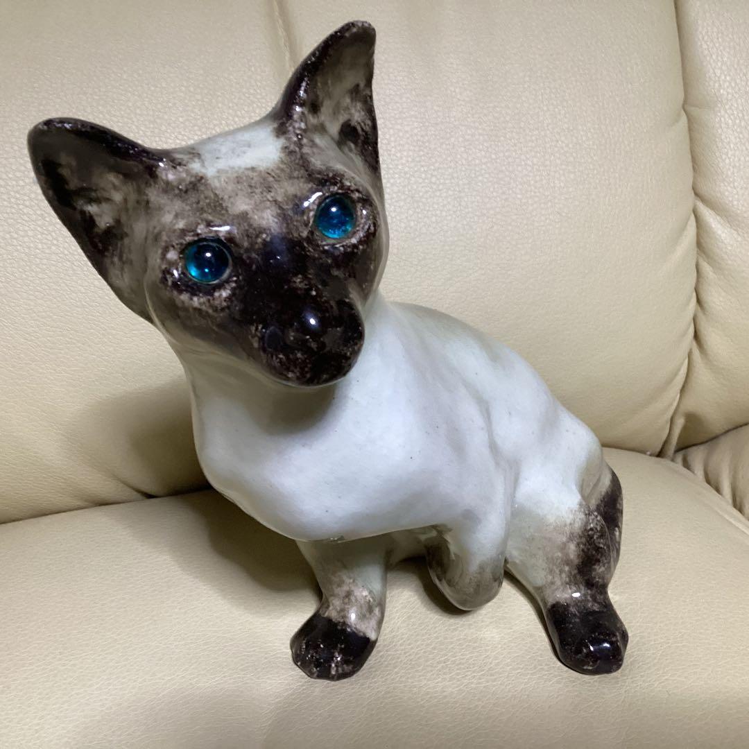 ウィンスタンレイキャット、シャム猫　サイズ4の子　高さ約３０センチ 前足が可愛い