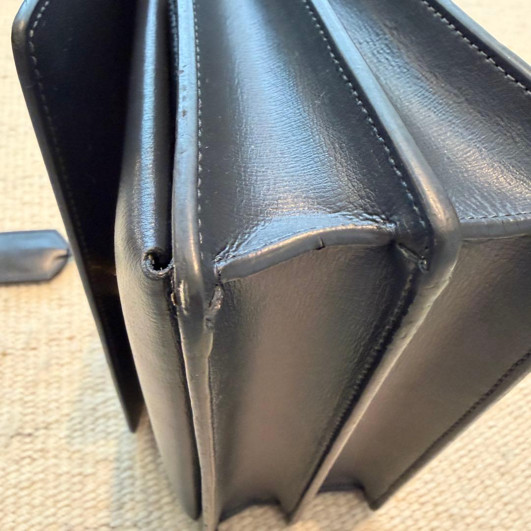 YSL ブラックレザー ショルダーバッグ