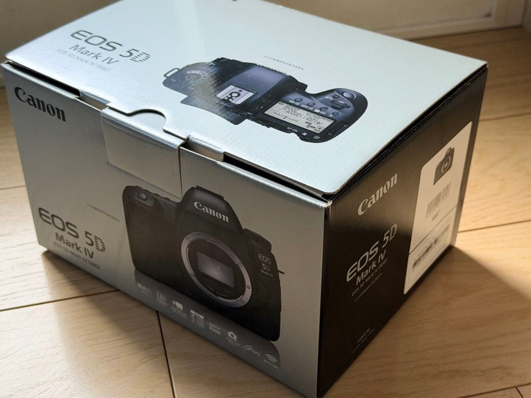 Canon EOS 5D Mark IV ボディ【元箱・おまけ多数】