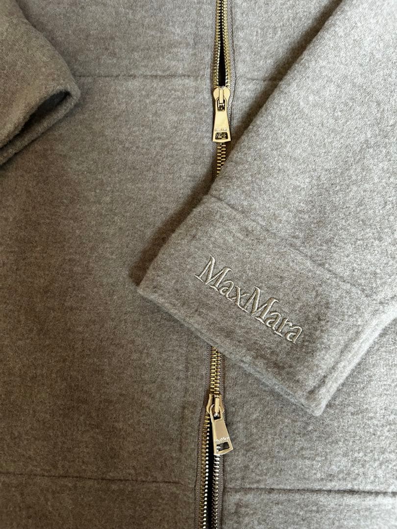 ク*ラ様 マックスマーラフード　ウールカシミヤオーバーサイズフーディー