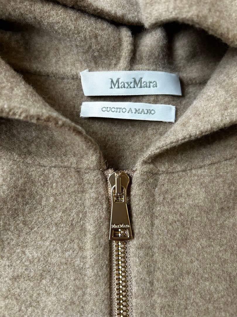 ク*ラ様 マックスマーラフード　ウールカシミヤオーバーサイズフーディー