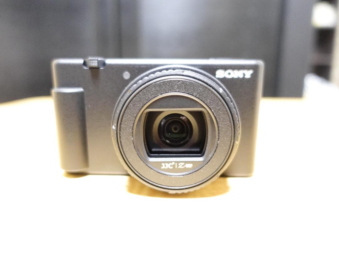 ほぼ新品　ZV-1F　備品付き！