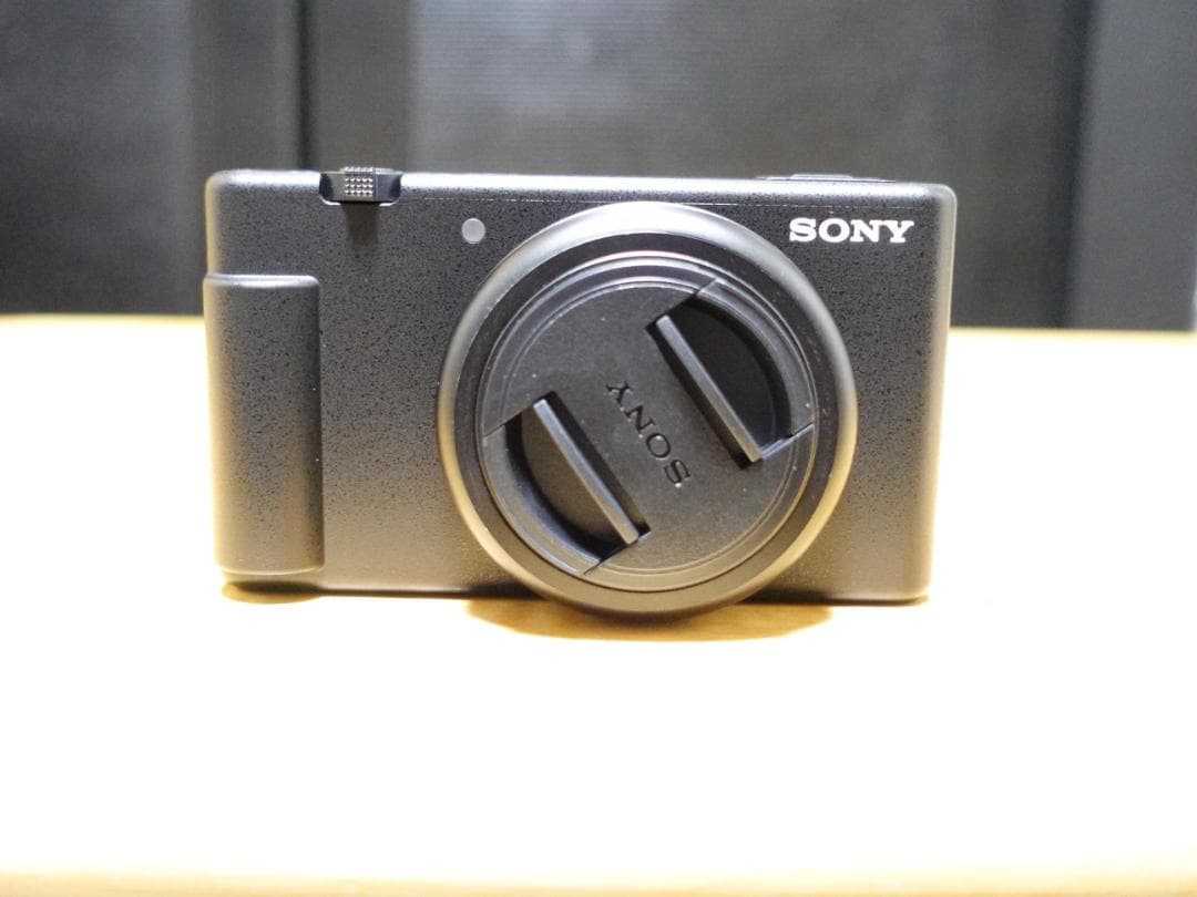 ほぼ新品　ZV-1F　備品付き！