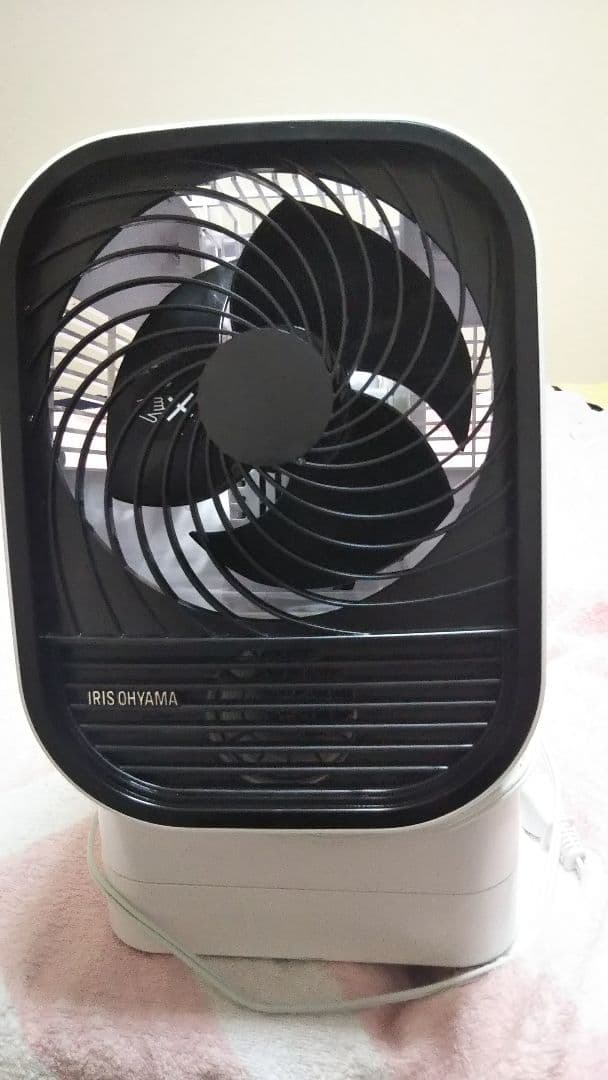 未使用ては、ありませんが、取り外し可能なのて、綺麗に洗えます。