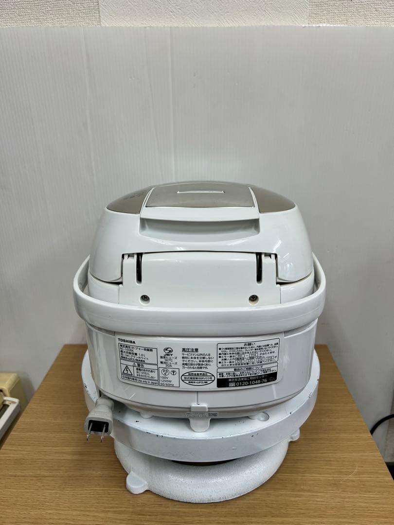 TOSHIBA 東芝 IH炊飯器 RC-10VRK鍛造かまど5.5合 1.0L